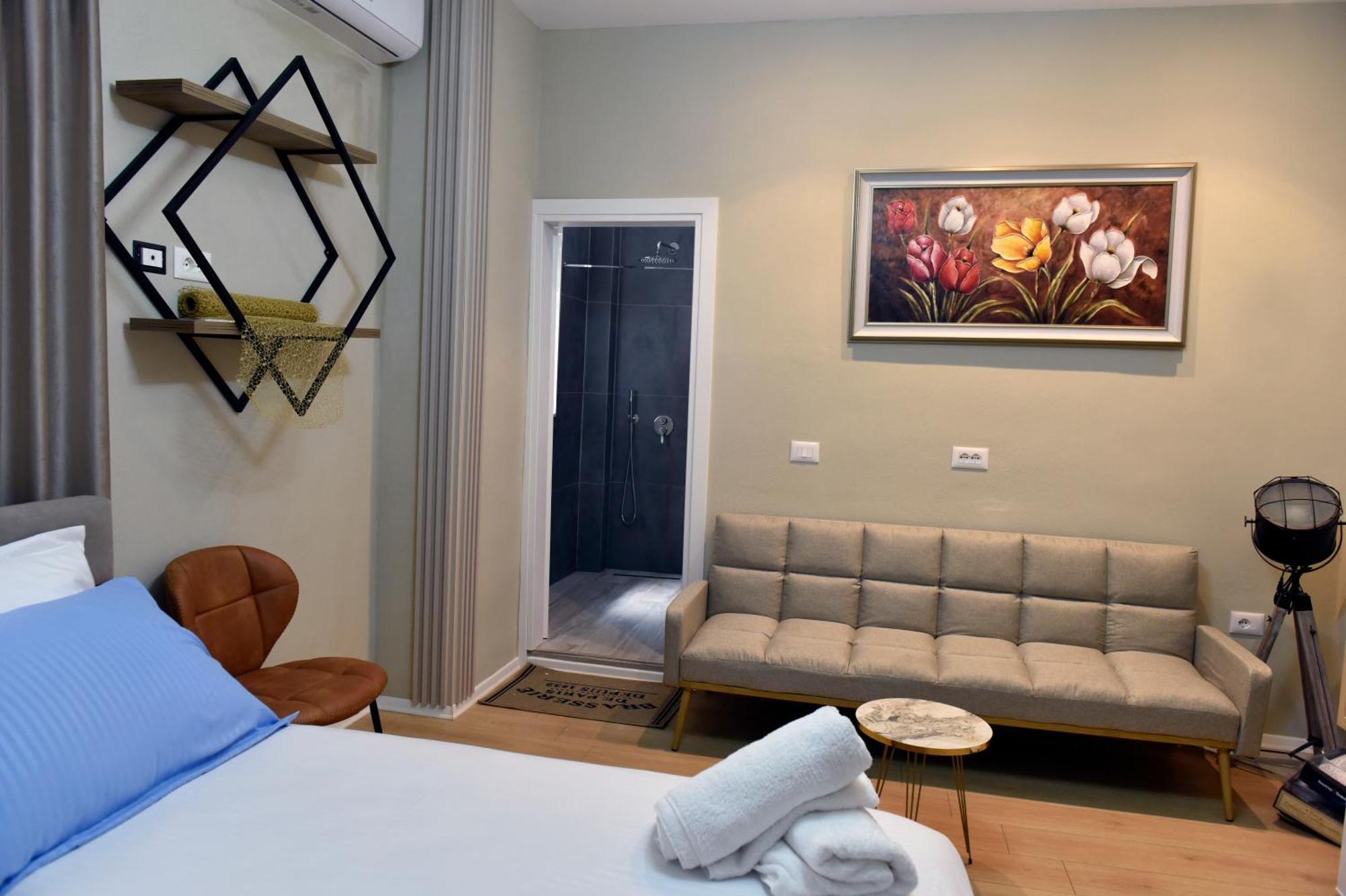 City Center Rooms And Apartments Durres Exterior photo