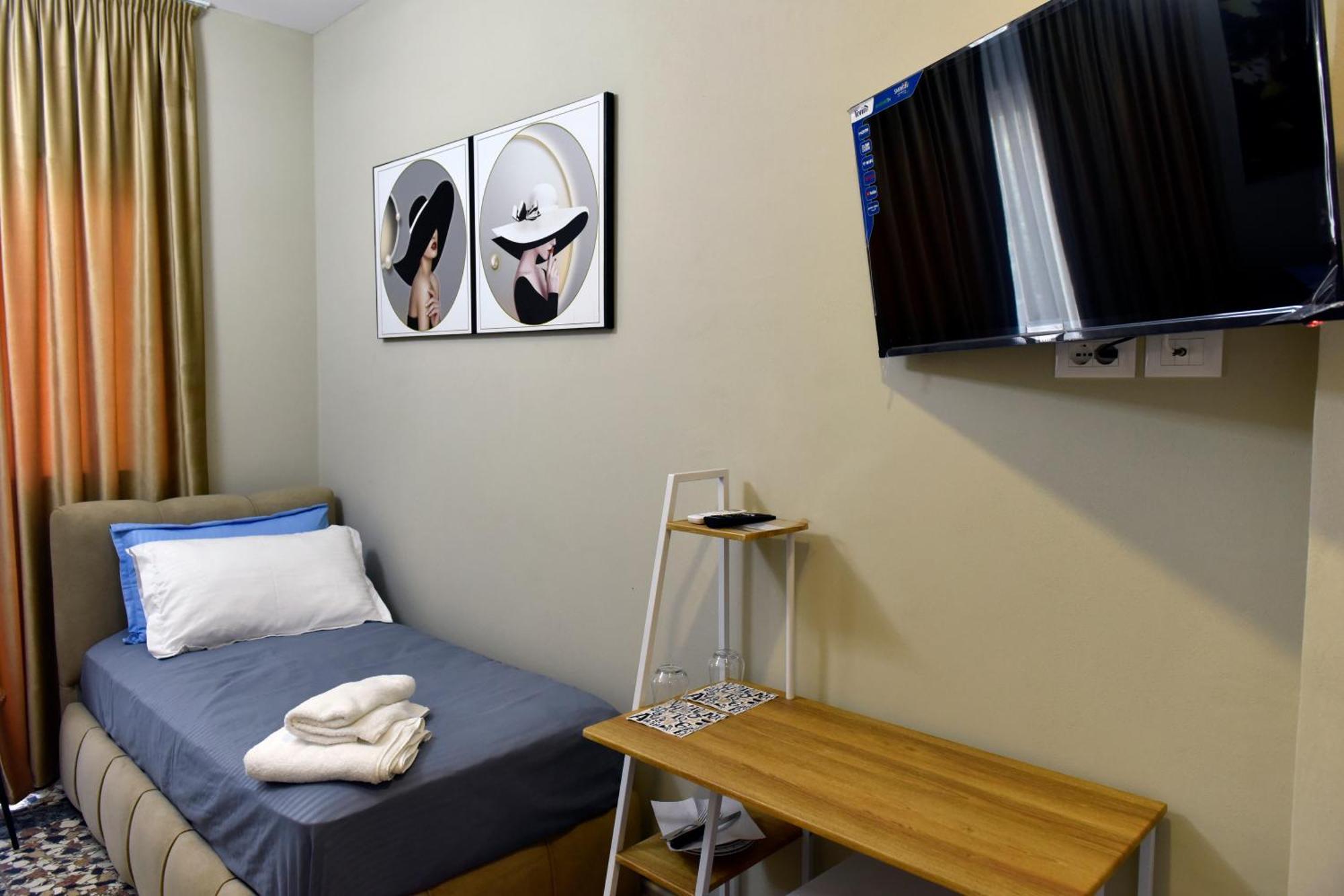 City Center Rooms And Apartments Durres Exterior photo