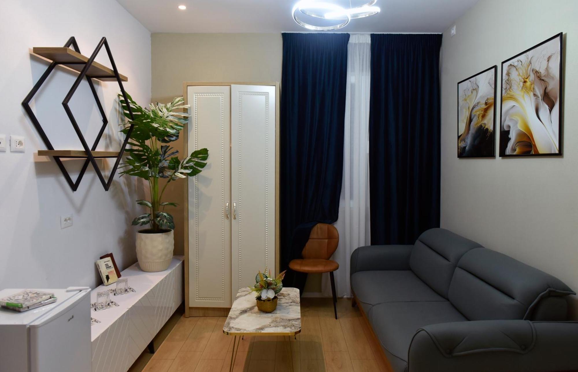 City Center Rooms And Apartments Durres Exterior photo